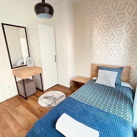 Tower Apartment Pristina Buitenkant foto