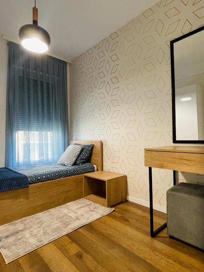 Tower Apartment Pristina Buitenkant foto